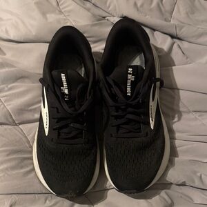 Brooks Adrenaline GTS 24 Black White Running Shoes